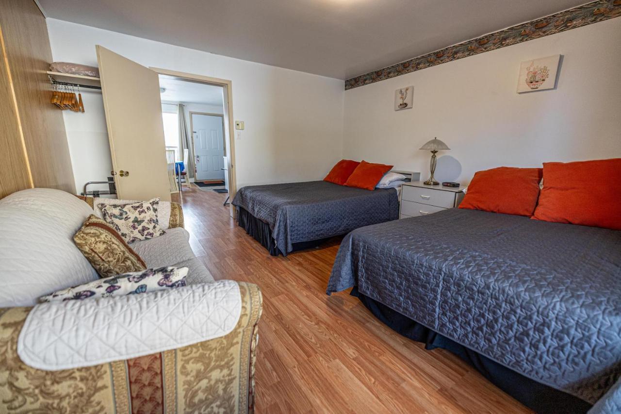 Motel Deblois Sainte-Anne-de-Beaupré Dış mekan fotoğraf