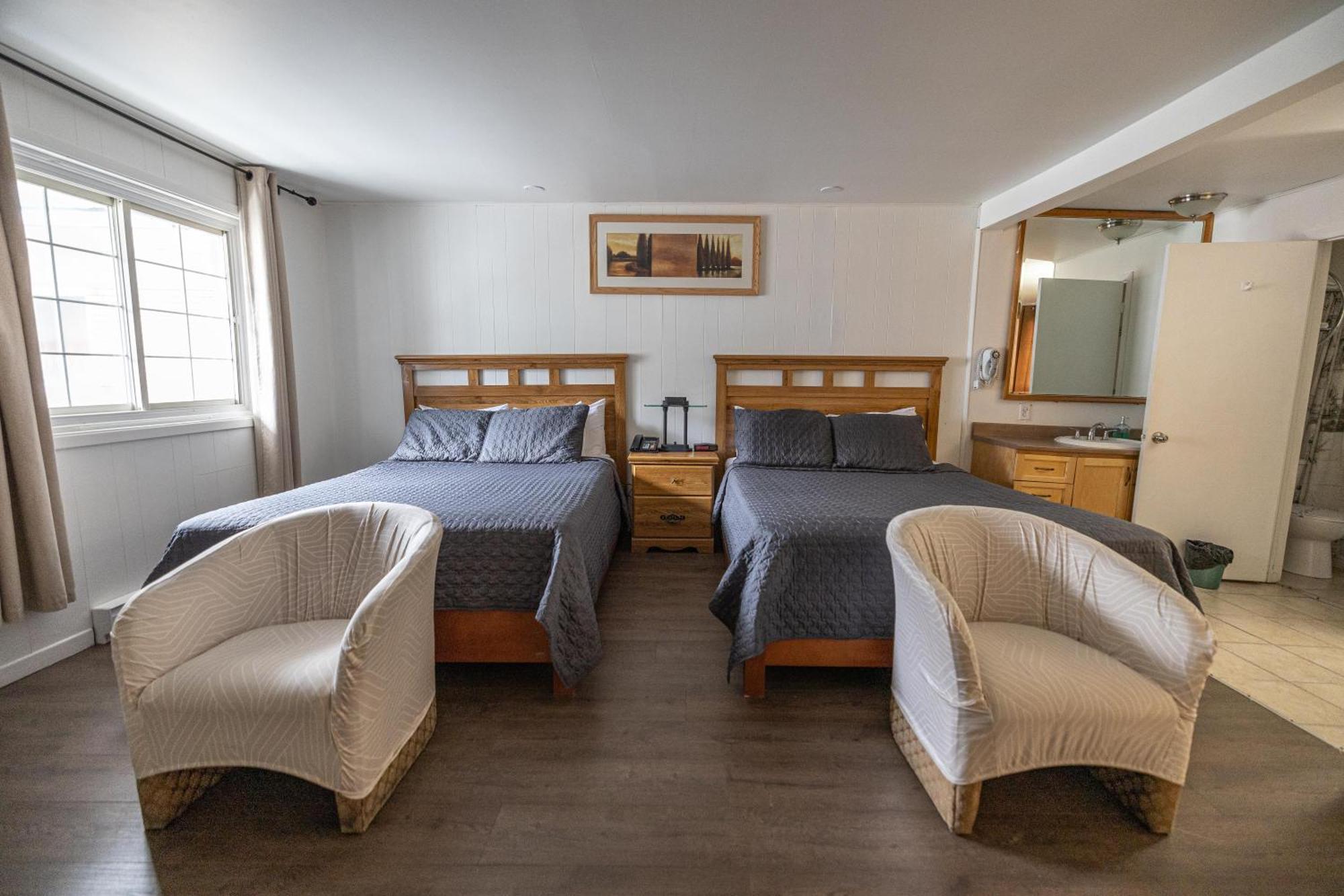 Motel Deblois Sainte-Anne-de-Beaupré Dış mekan fotoğraf