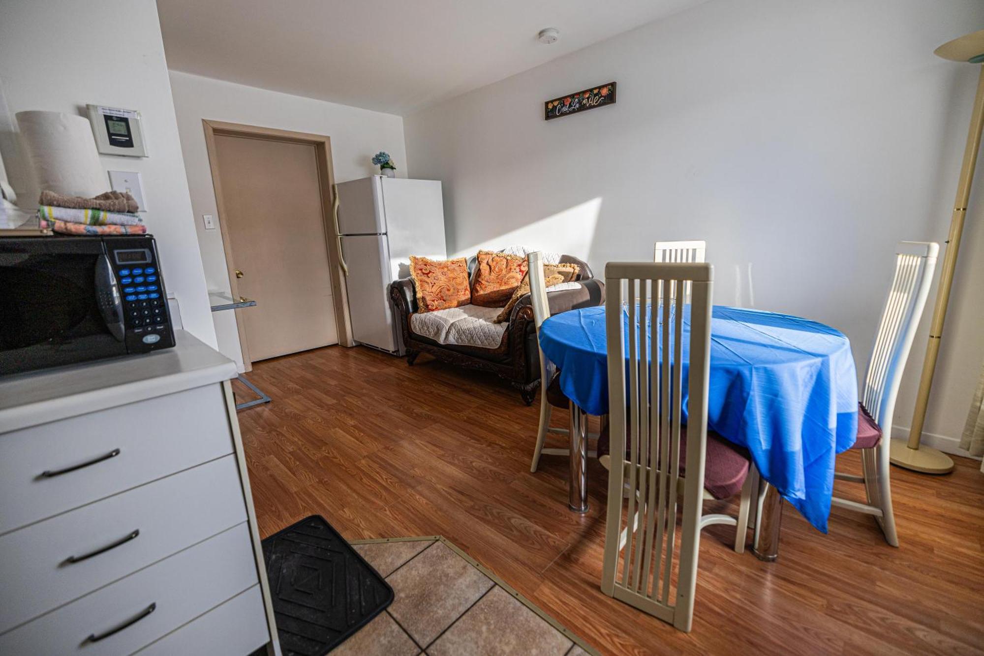Motel Deblois Sainte-Anne-de-Beaupré Dış mekan fotoğraf